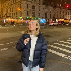 Meet your Posher, Emilie